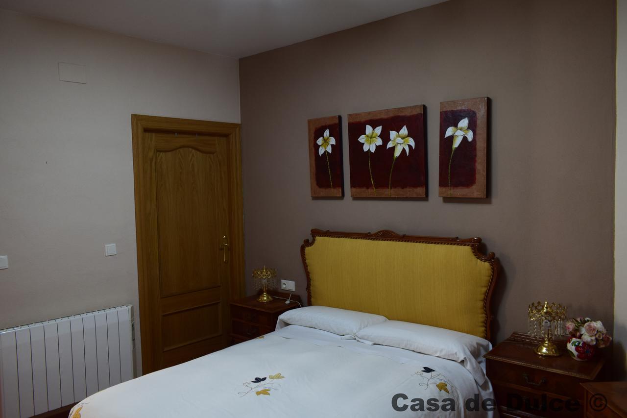 Apartamentos Horno Y Casa De Dulce Purullena Kültér fotó